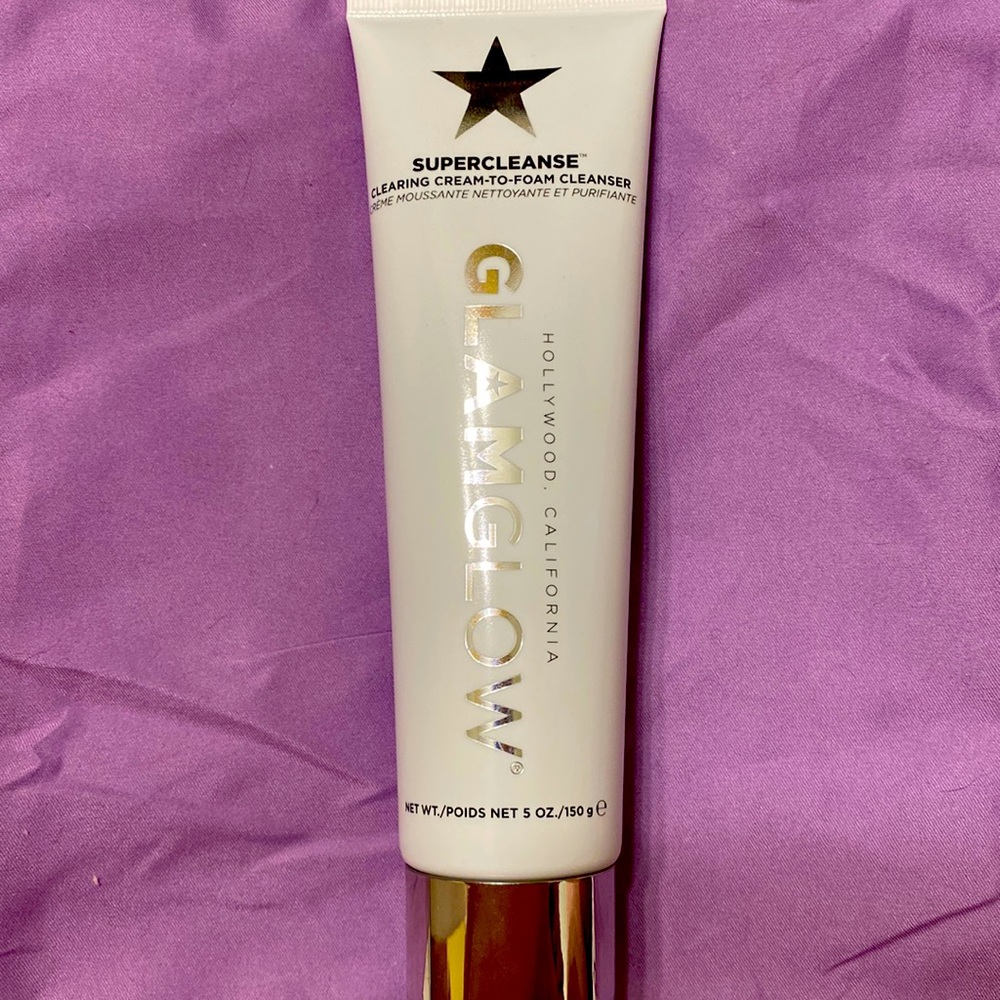 GLAMGLOW SUPERCLEANSE clearing cream-to-foam cleanser